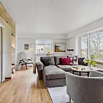 1 Bedroom Cozy In 別荘 *