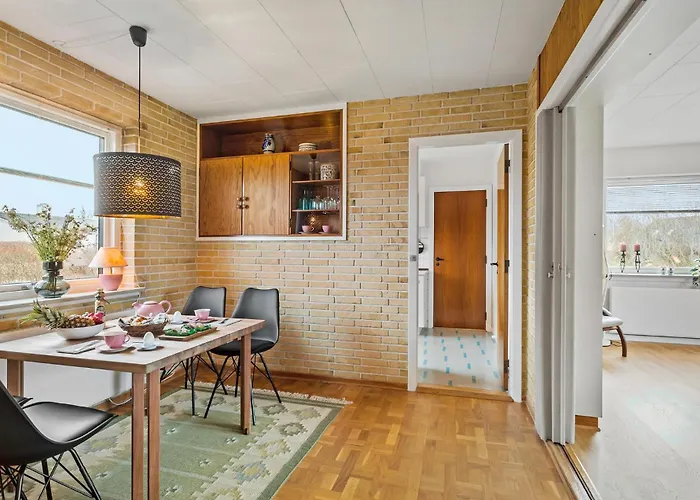 1 Bedroom Cozy In Semesterbostad